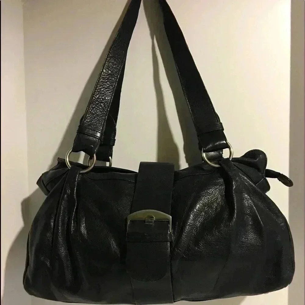 Michael Rome black pebbled leather shoulder bag